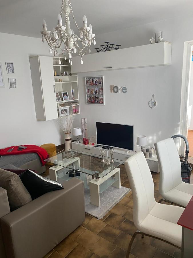 Appartamento Apartman Nela Porec Esterno foto